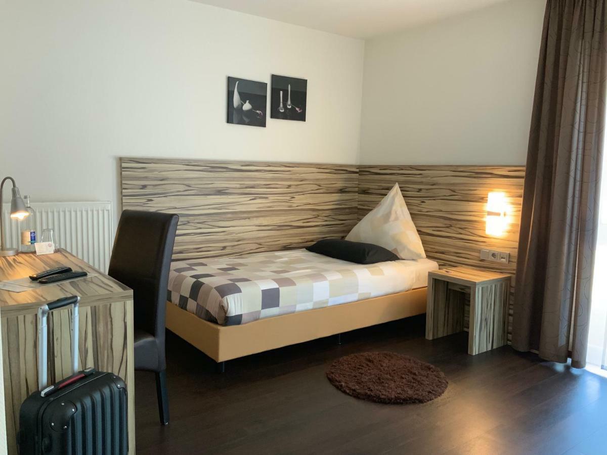 Designhotel Im Suedfeld Камен Экстерьер фото